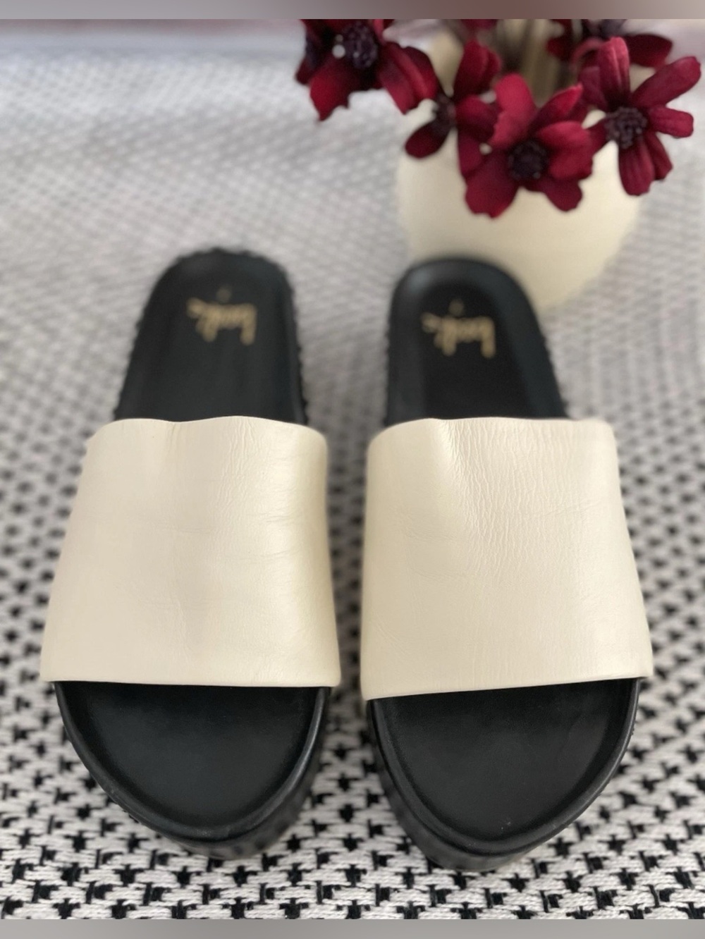 Beek Albatross Sandals Cream & Black Leather Platform Slide